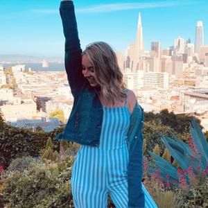 Meet your Posher, Victoria